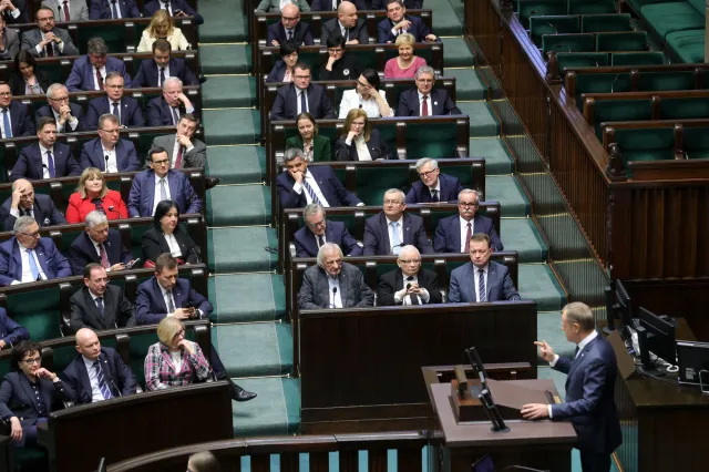 Tusk: Chciałem podziękować politykom PiS i funkcjonariuszom tej partii...