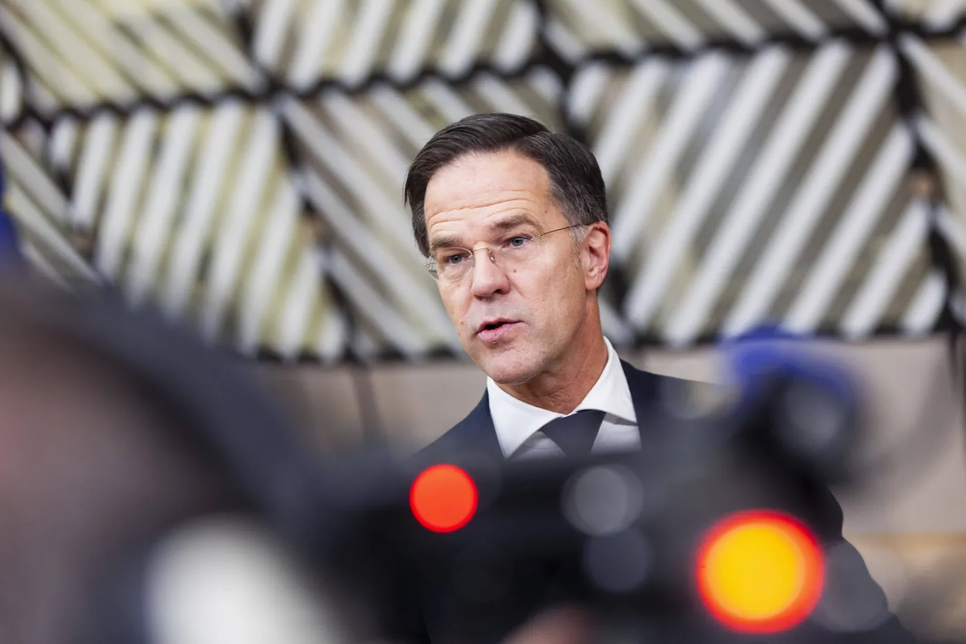 Kluczowe maszyny miały trafić do Chin. “Naciski USA” na Holandię