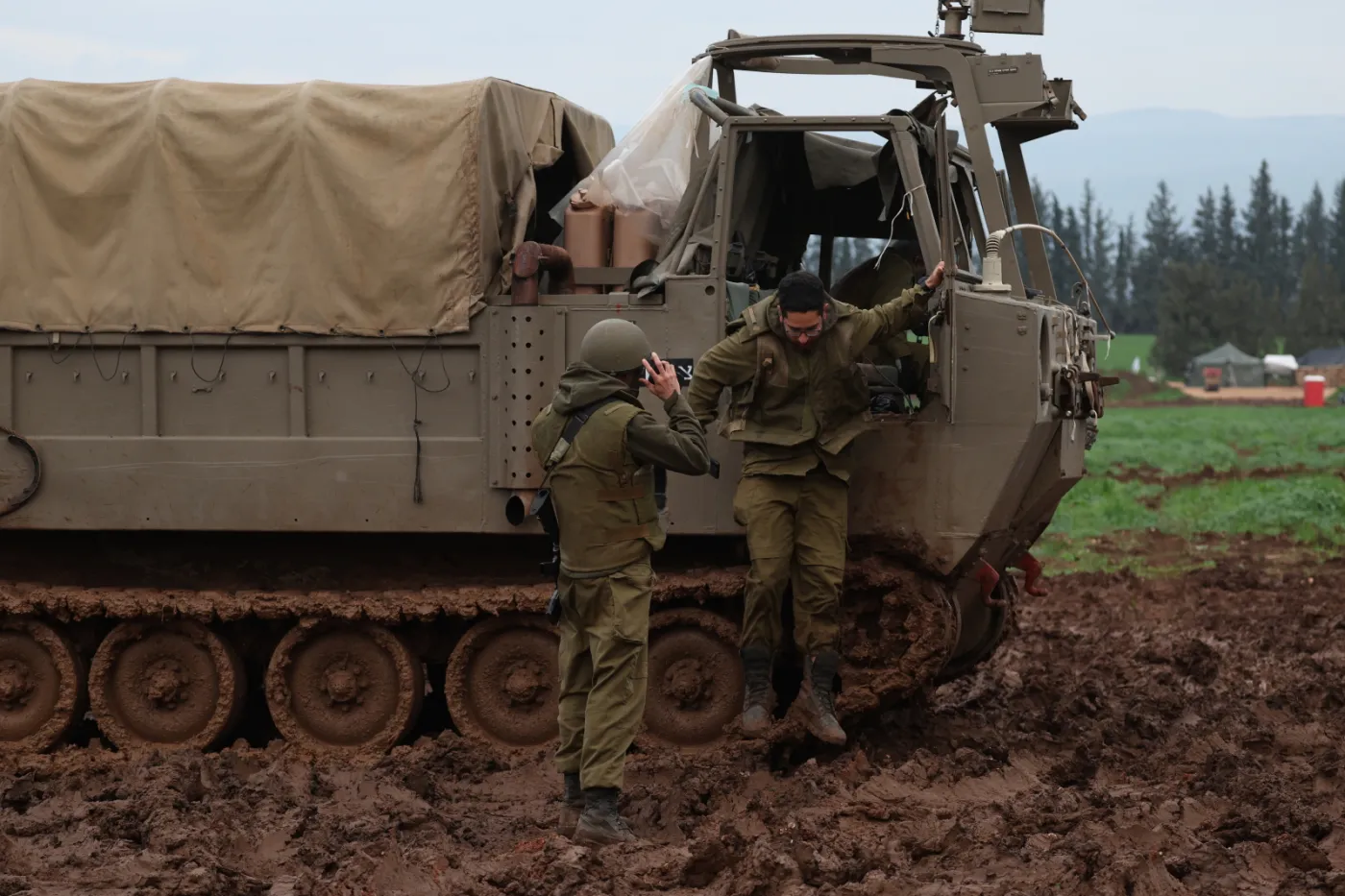Są silniejsi i lepiej uzbrojeni niż Hamas. Minister obrony Izraela: Trzeba przygotować się na ofiary...