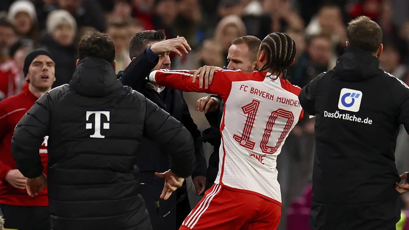 Były trener Lecha Poznań zawieszony za uderzenie piłkarza Bayernu Monachium [WIDEO]