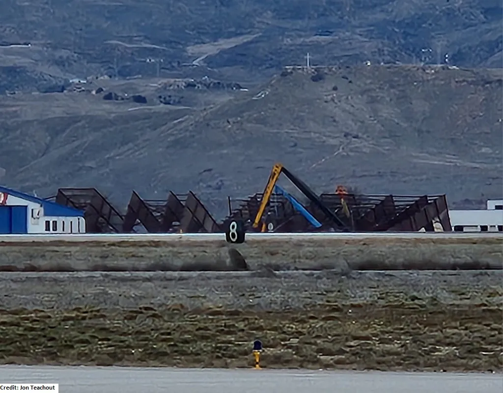 Zawalił się budowany hangar dla odrzutowców. Są ofiary
