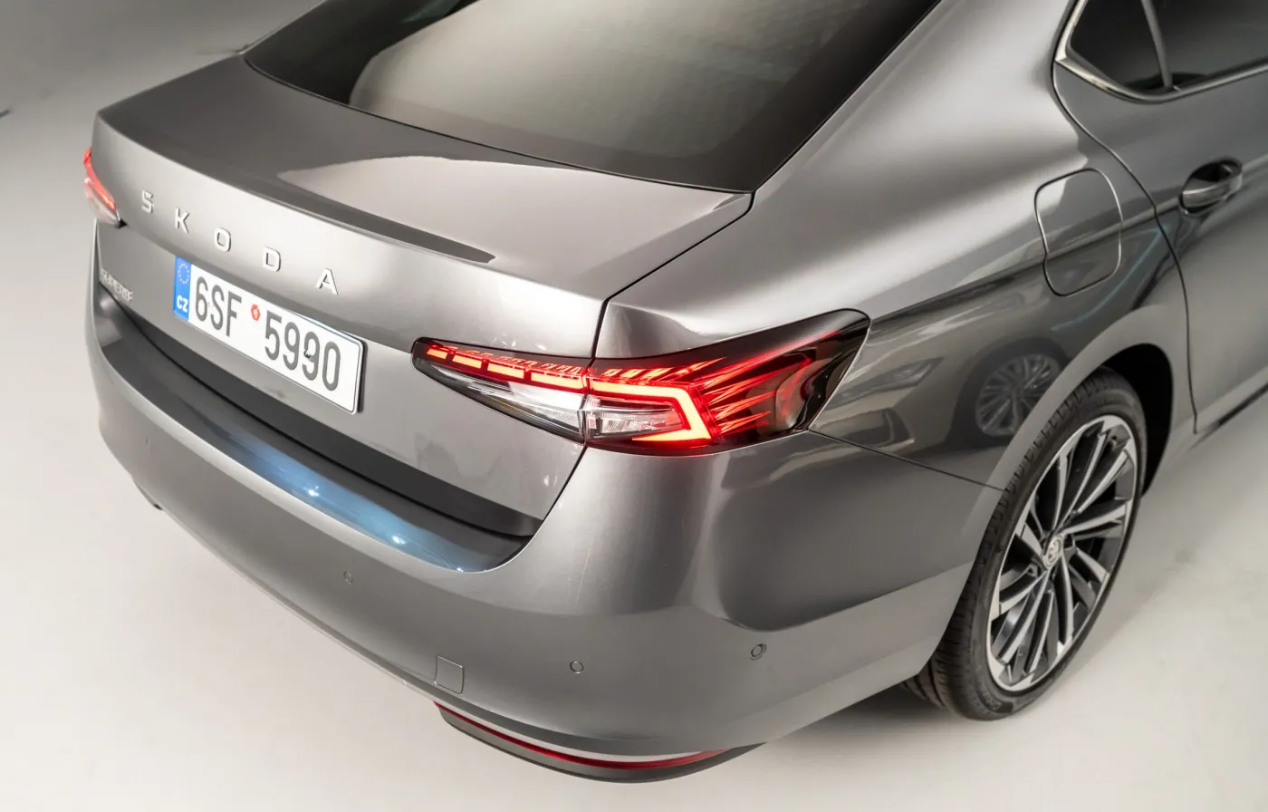 skoda-superb-nowej-generacji-37974163.jpg