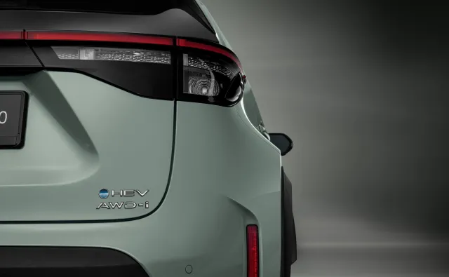 Toyota Yaris Cross 2024 już na rynku. Oto różnice i dwie hybrydy