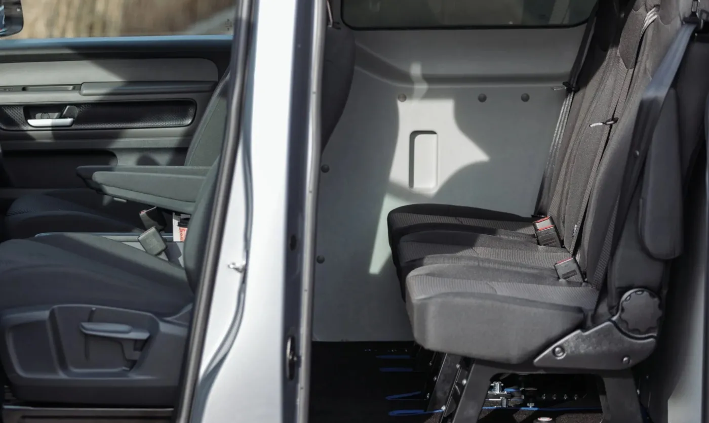 volkswagen-idbuzz-cargo-mixt-38216413.jpg