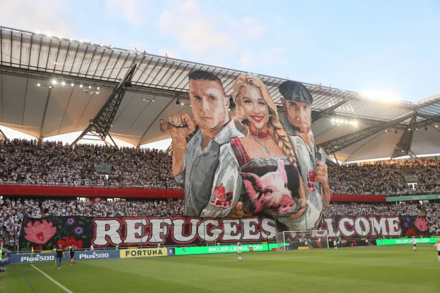 Legia Warszawa ukarana za oprawę kibiców dotyczącą uchodźców