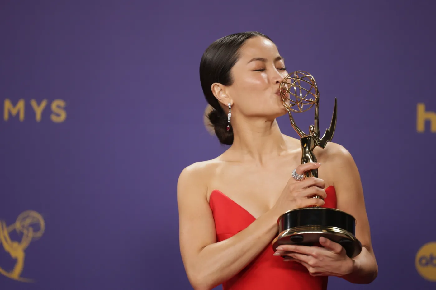 Historyczne rozdanie Emmy. Pierwsza aktorka azjatyckiego pochodzenia z główną nagrodą