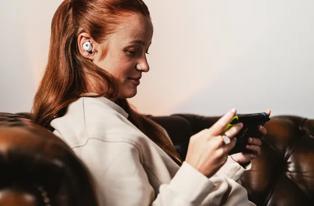 Douszne słuchawki SteelSeries. Działają z wszystkimi konsolami [ZDJĘCIA]