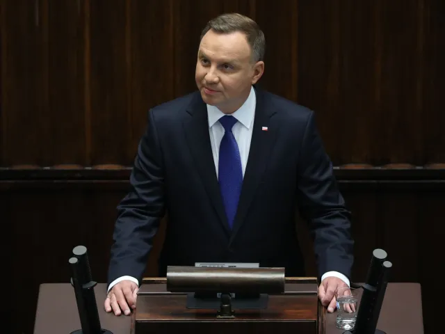 Prezydent o nowej broni z Polski dla Ukrainy: Muszę z przykrością powiedzieć "life is brutal"