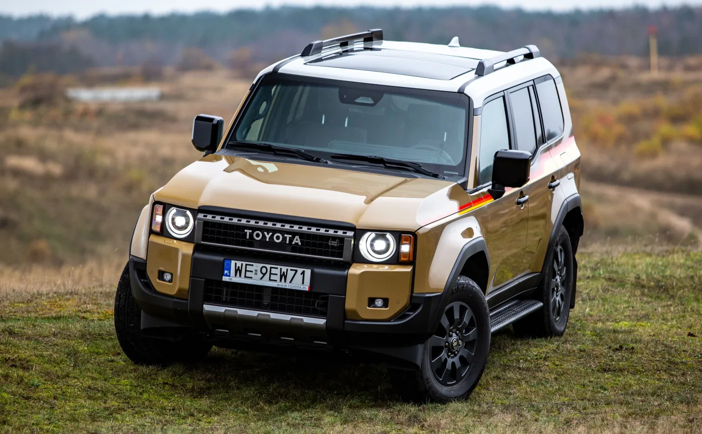 land-cruiser-first-edition-38361509.jpg