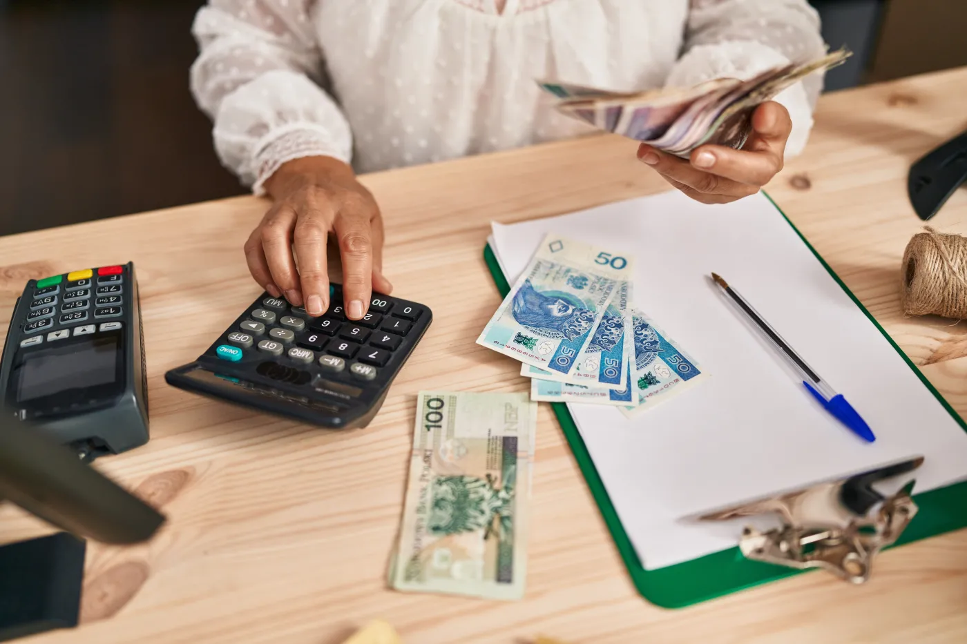 Zaskakujący zwrot na rynku nieruchomości. Polacy rezygnują z mieszkań, aby żyć chwilą?