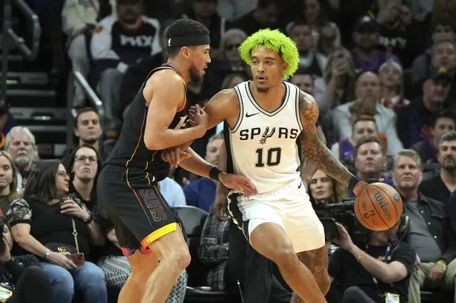 Jeremy Sochan po miesiącu wrócił do gry i zaliczył double double