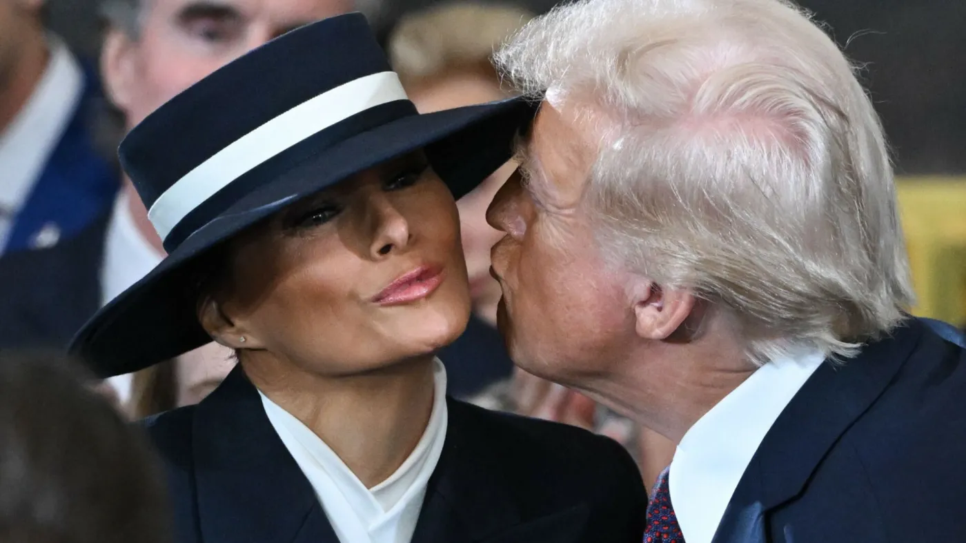 Kapelusz Melanii, o którym mówi cały świat. Wymowny strój pierwszej damy