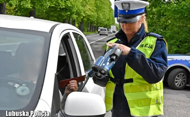 Za znakiem C-14 lepiej się pospiesz. Kontrola i mandat jak w banku