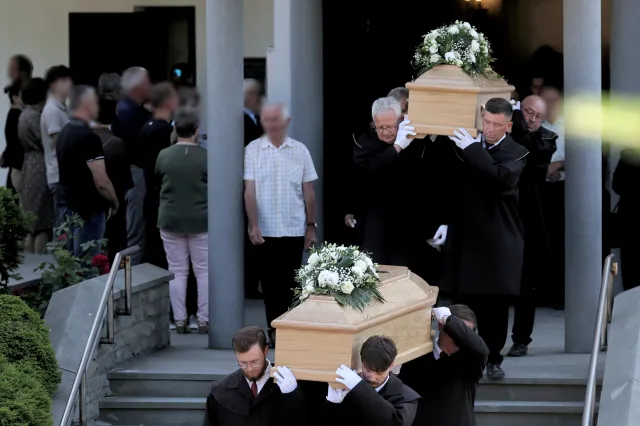 Skandal po pogrzebie ofiar Tadeusza Dudy. Policja się tłumaczy