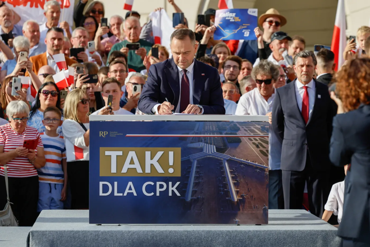 Pierwszy ruch Karola Nawrockiego. Podpisał inicjatywę ustawodawczą