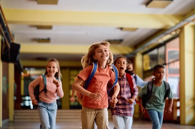 Rusza nowy rok szkolny 2025/2026. Kiedy wypadają dni wolne, ferie zimowe i egzaminy? Oto kalendarz szkolny