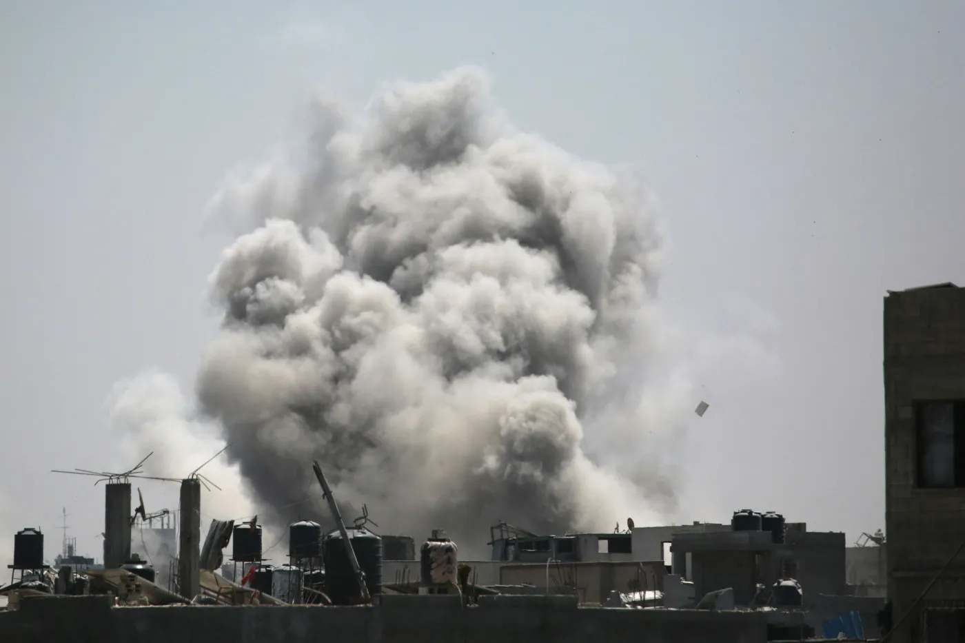 Atak Izraela na miasto Gaza. "Żołnierze kontrolują już obrzeża"