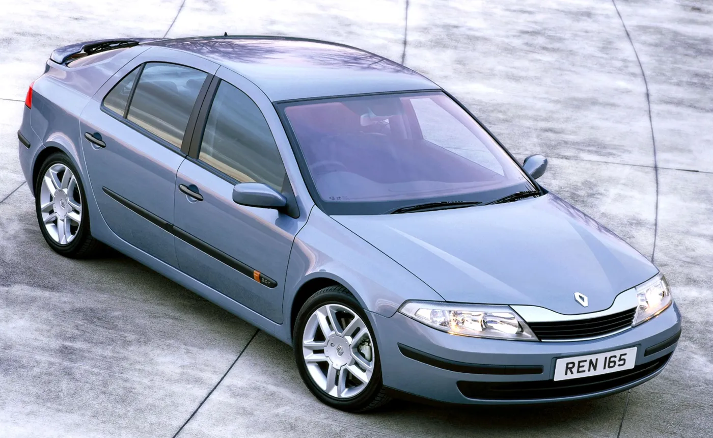 renault-laguna-2-generacji-38279682.jpg