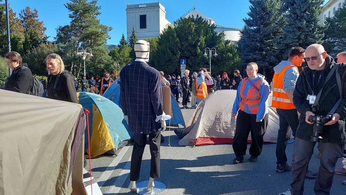 Ostatnie Pokolenie okupuje Sejm. Startuje nowy protest