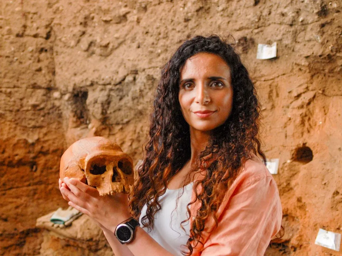 Przełomowy serial o ludzkości w polskiej telewizji. Dziś drugi odcinek