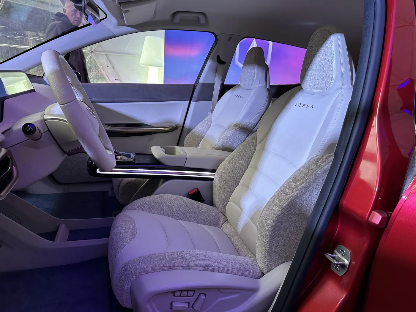 Izera - polski samochód elektryczny najpierw zadebiutuje jako SUV