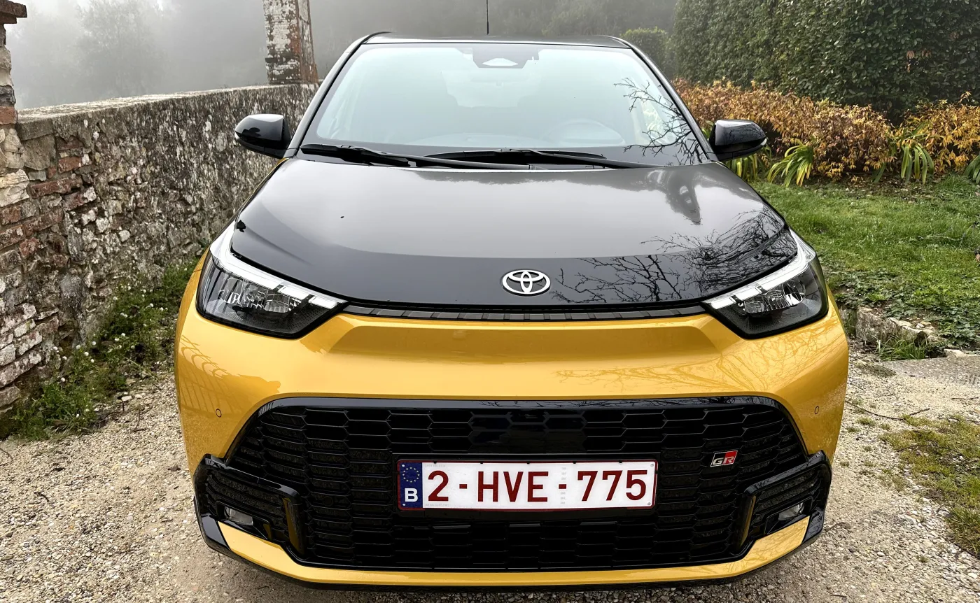 Nowa Toyota to absolutny hit. Polacy kupują w ciemno. Ile kosztuje?