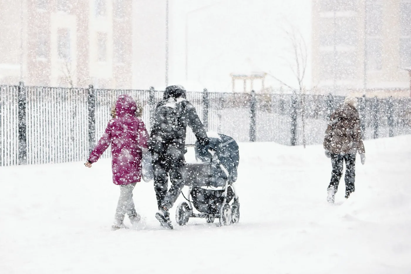 Będzie pogodowa apokalipsa? Nadchodzą śnieżyce i tęgi mróz. Synoptycy ostrzegają przed śnieżnym uderzeniem