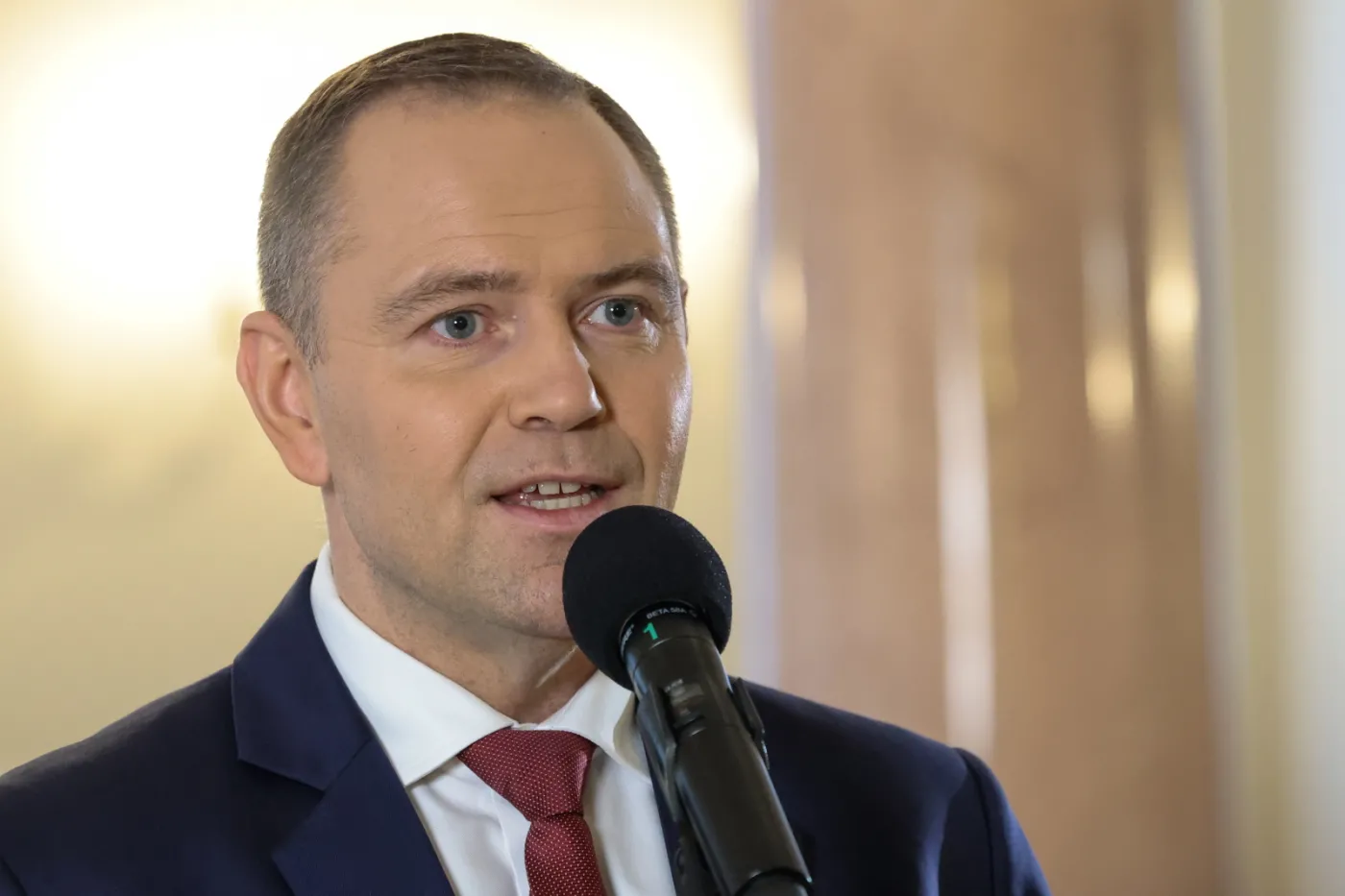 Prezydent Nawrocki z zaskakującą propozycją. Dotyczy szkół