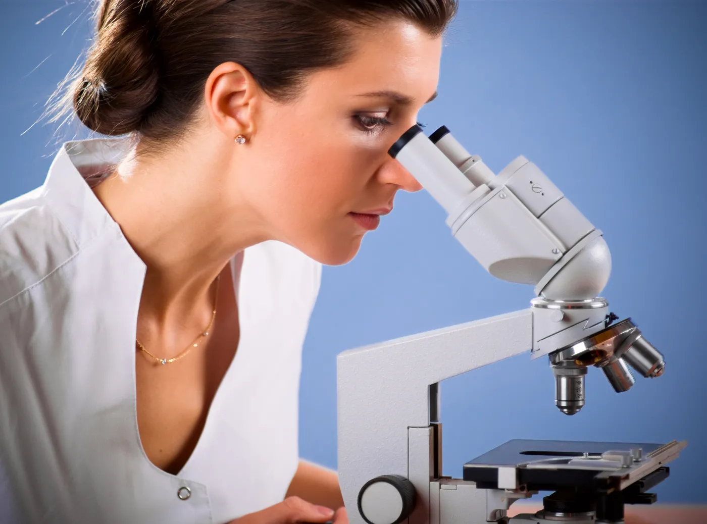 Robot jak miniaturowa dłoń. Nowa technologia pozwala chwytać i przenosić pojedyncze komórki