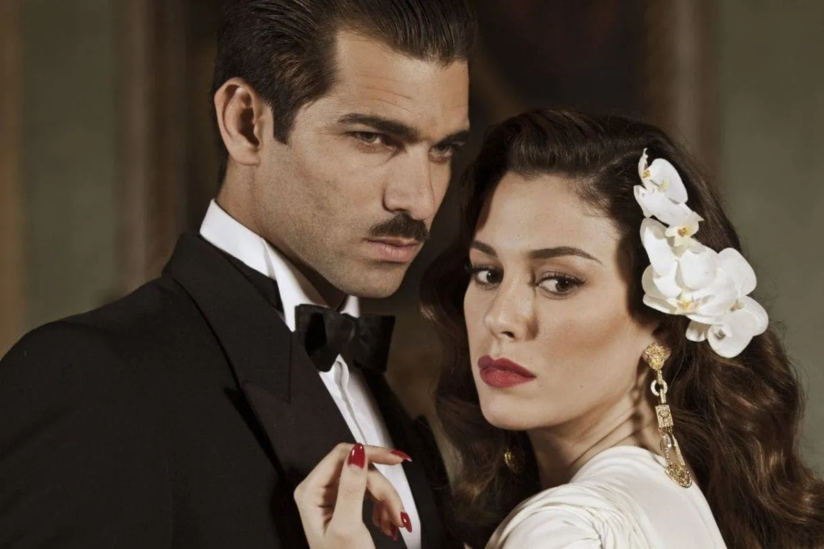 "Miłość ukryta w spojrzeniu"