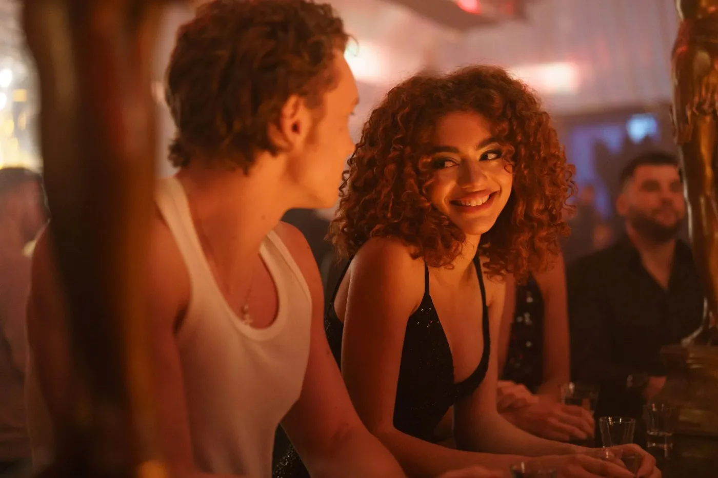 Serialowy romans hitem w Polsce. Raczek: Bez emocjonalnej tandety