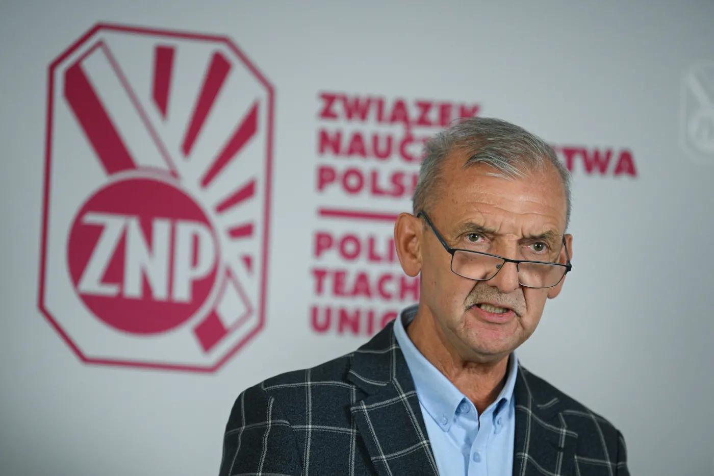 Nauczycielski awans wart 155 zł podwyżki. "To nie motywuje do podnoszenia kwalifikacji"