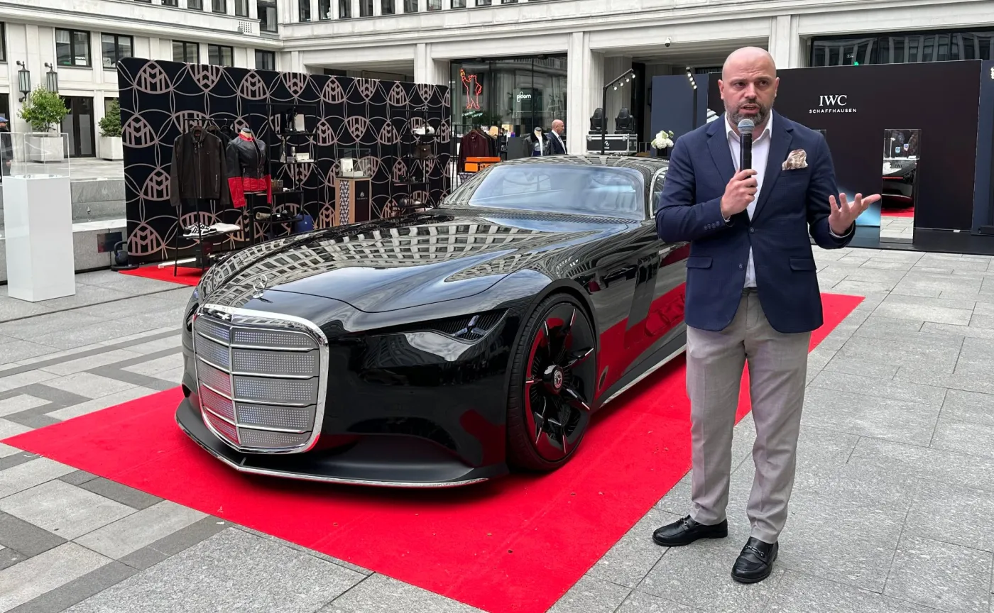 Mercedes-Benz Vision Iconic