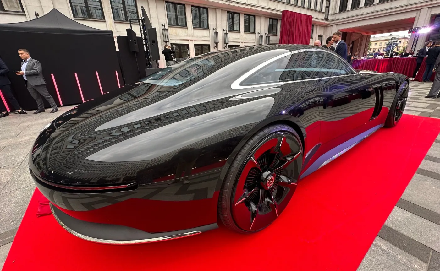 Mercedes-Benz Vision Iconic
