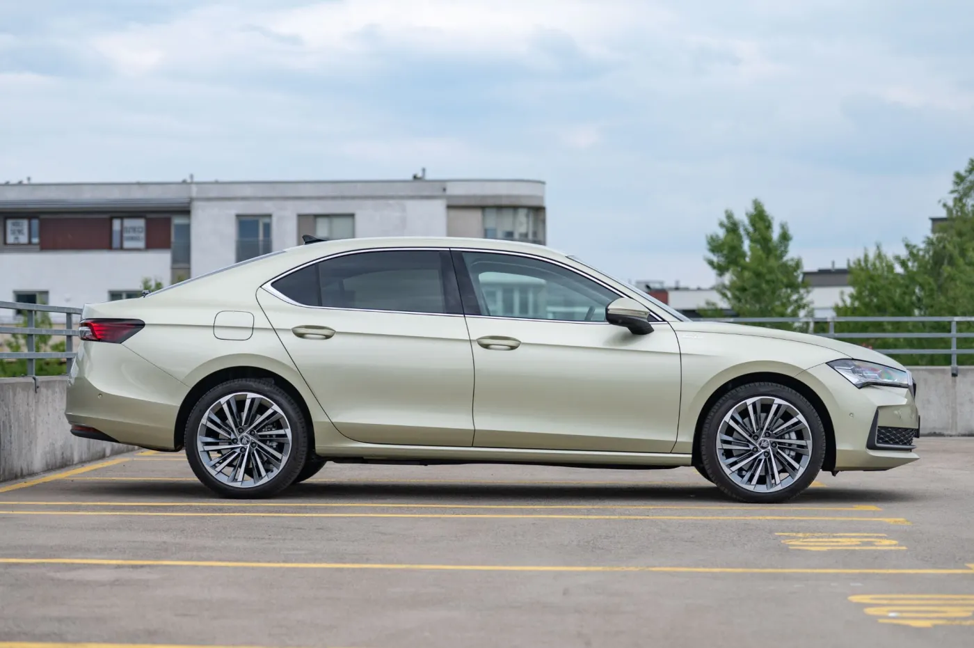 Skoda Superb Liftback PHEV
