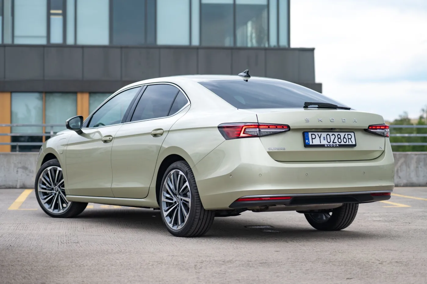 Skoda Superb Liftback PHEV