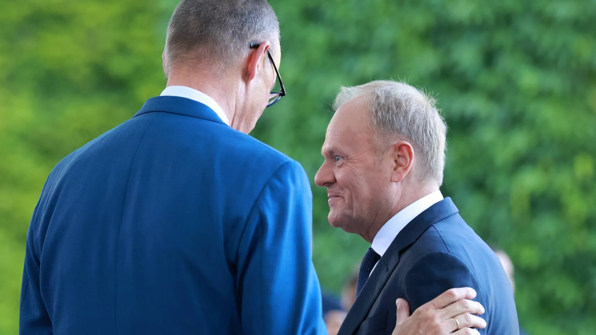 Niemiecki tygodnik: Rząd postępuje głupio, w naszym interesie jest wygrana Tuska