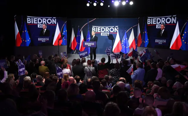 Konwencja Biedronia. Uderzył w Dudę, dostało się też opozycji