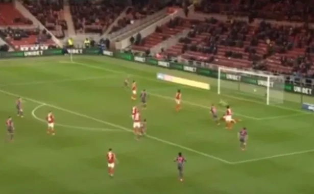 Mateusz Klich strzela gola