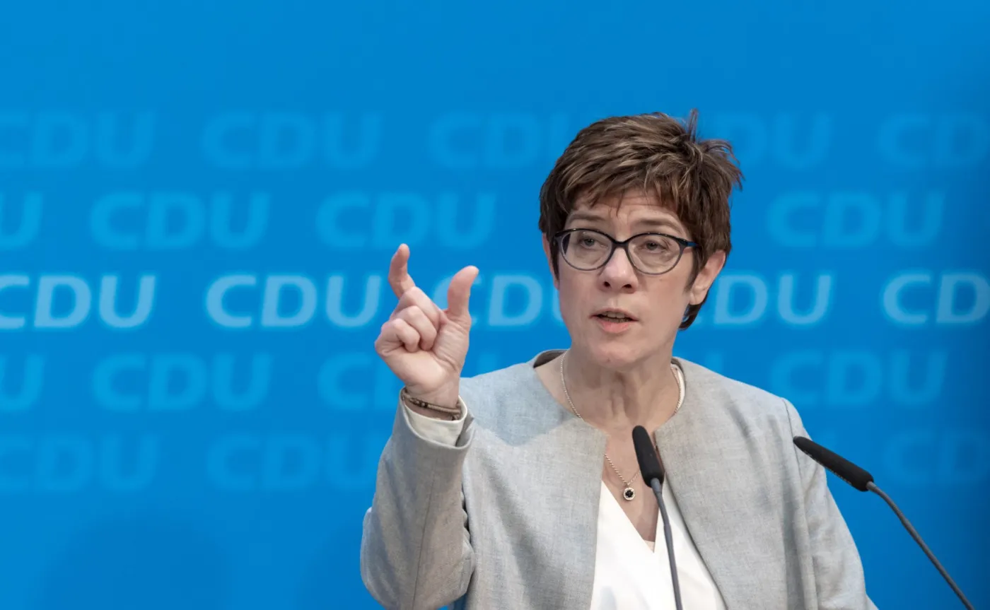 Szefowa CDU broni budowy Nord Stream 2. Przyznaje jednak, że rozumie obawy Polski i Ukrainy