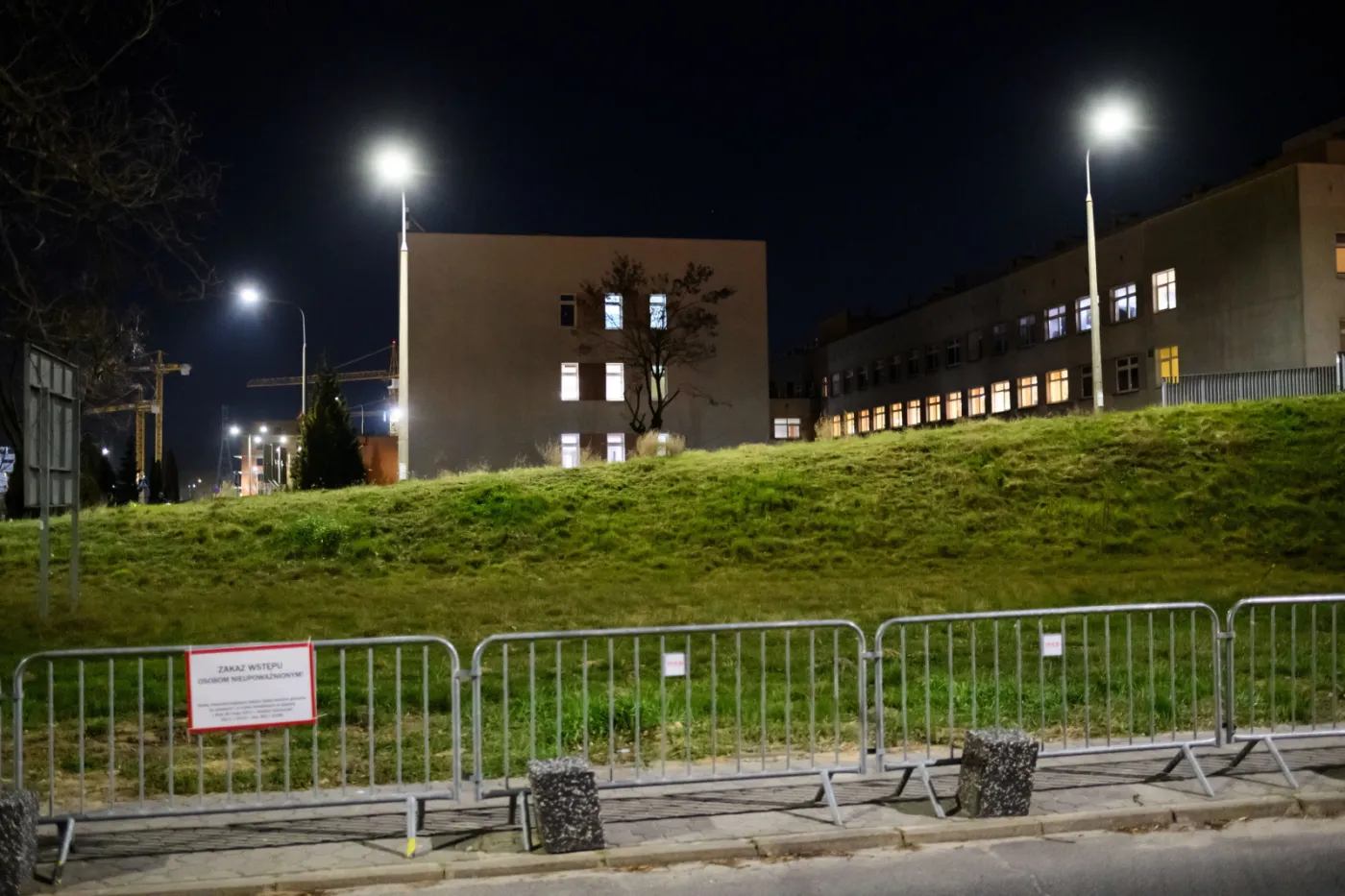 Jaśkowiak: Rządowe obostrzenia wobec młodych ludzi są nieludzkie