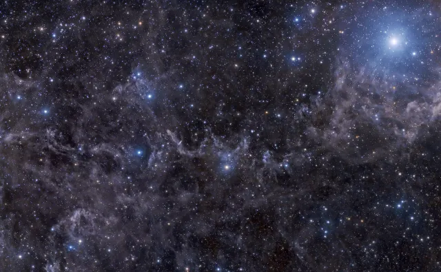 Dwie pełnie Księżyca i spadające gwiazdy. Kiedy ich wypatrywać?