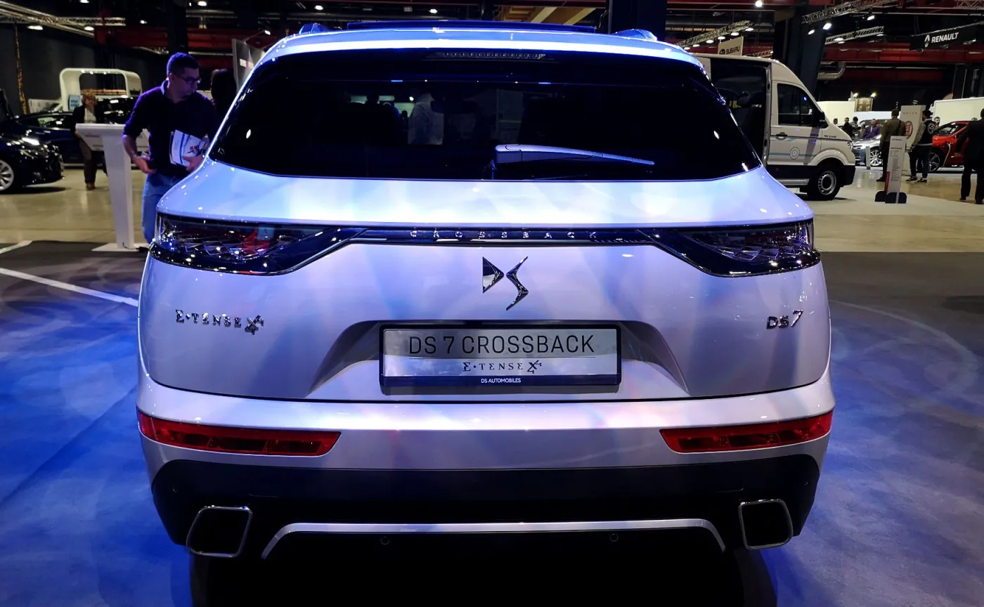12768487-ds-7-crossback-e-tense-4x4.jpg