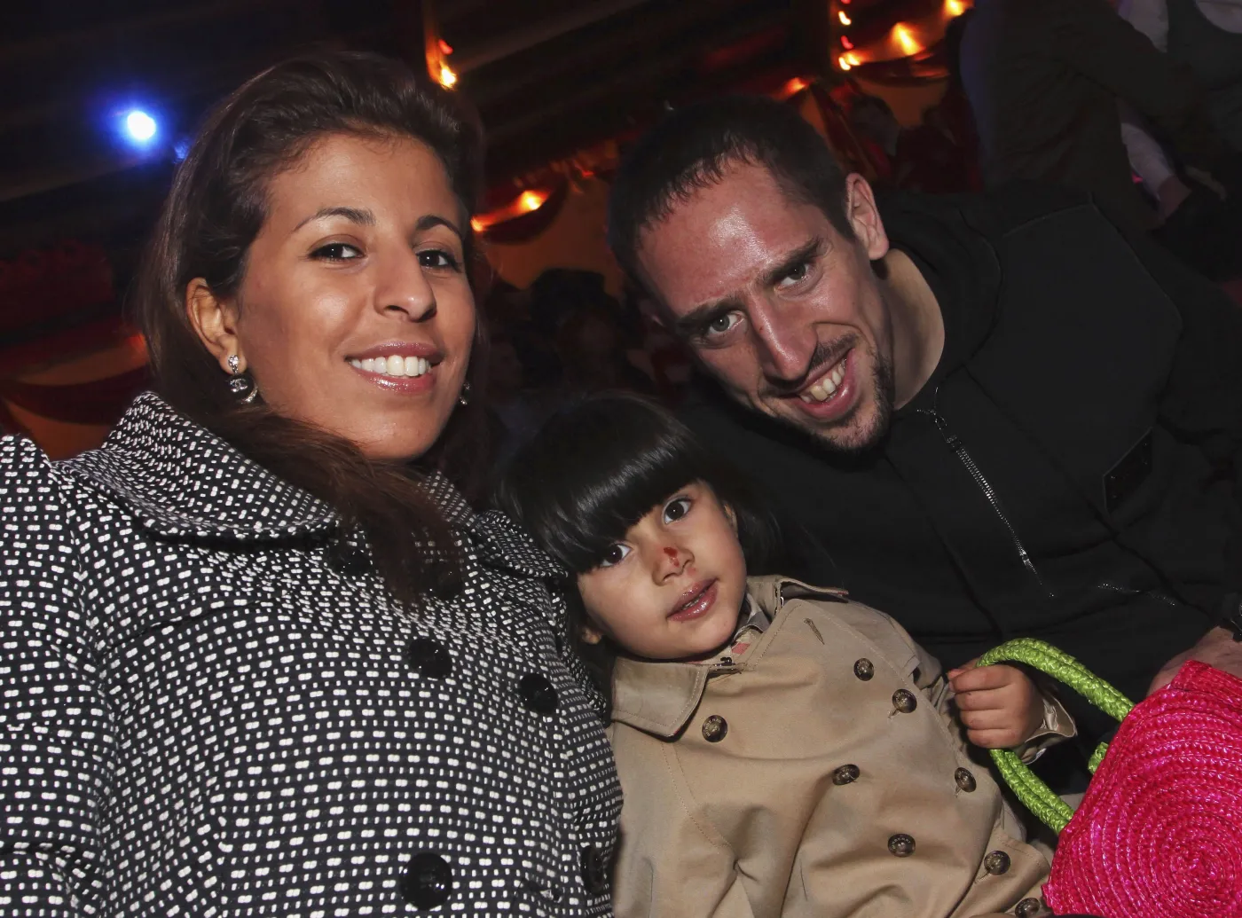 Słynny francuski piłkarz ma trzecie dziecko