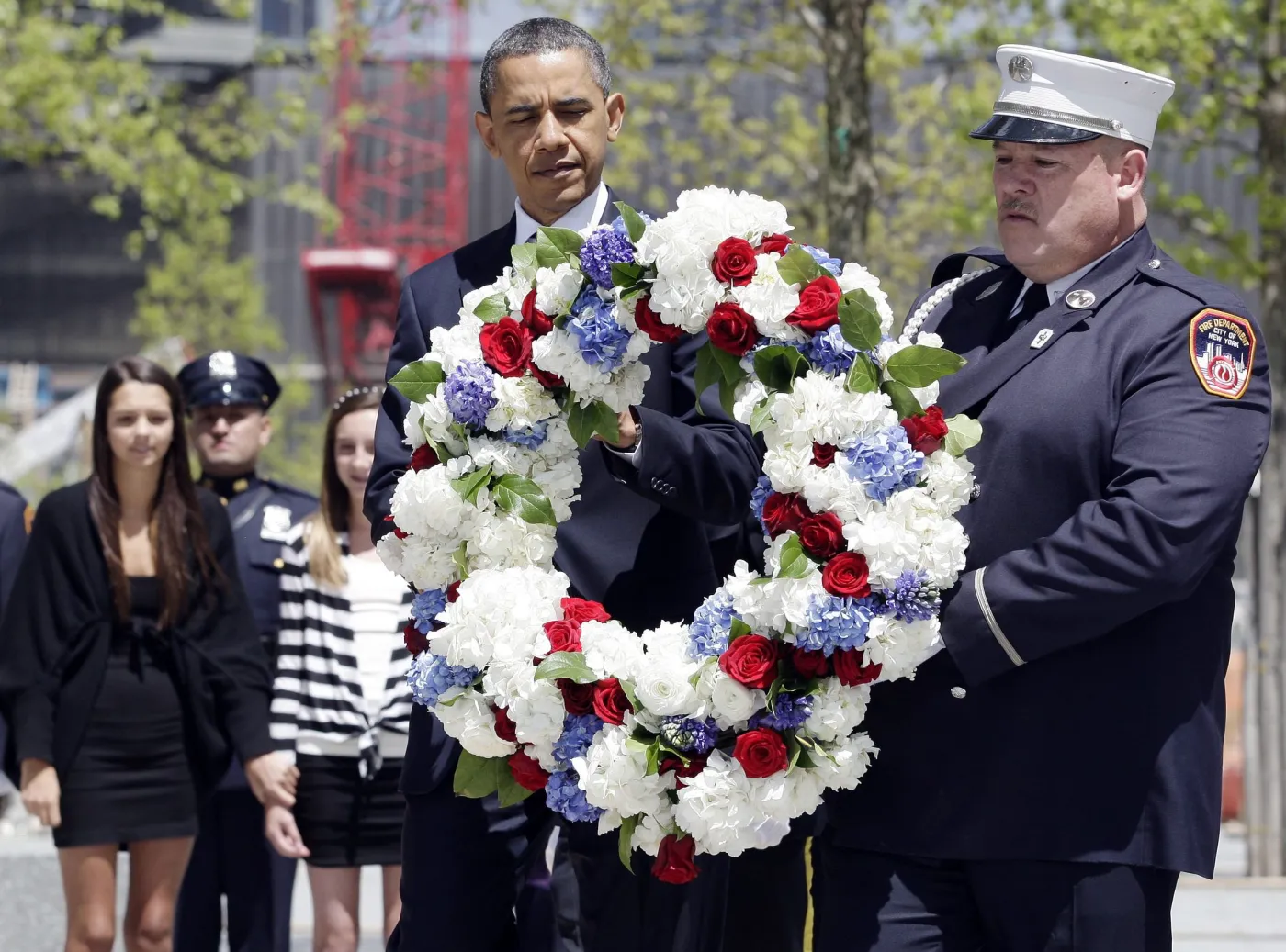 Obama w Strefie Zero witany jak bohater