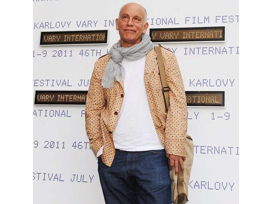 2260234-malkovich-kolekcja-epa02811856.jpg