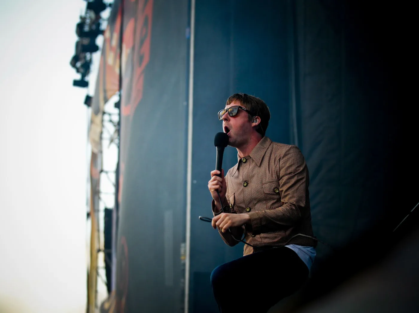 2260768-kaiser-chiefs-na-optimus-alive.jpg