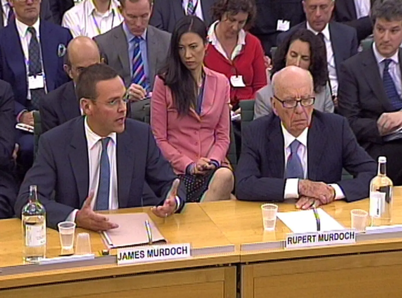 Przesłuchanie Ruperta i Jamesa Murdochów