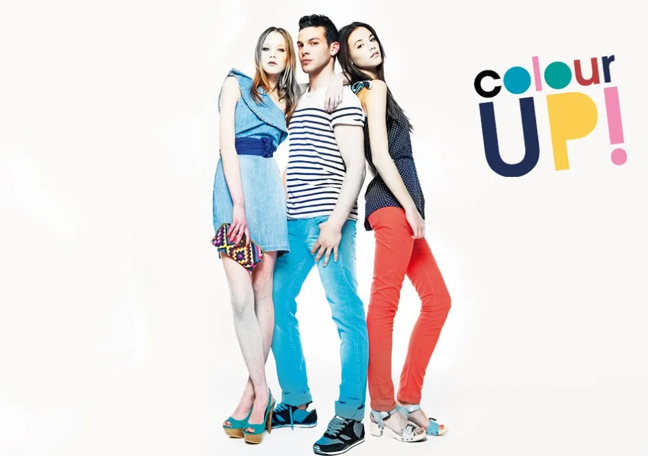 Letnie zabawy z denimem - kolekcja Bershka na lato 2011.