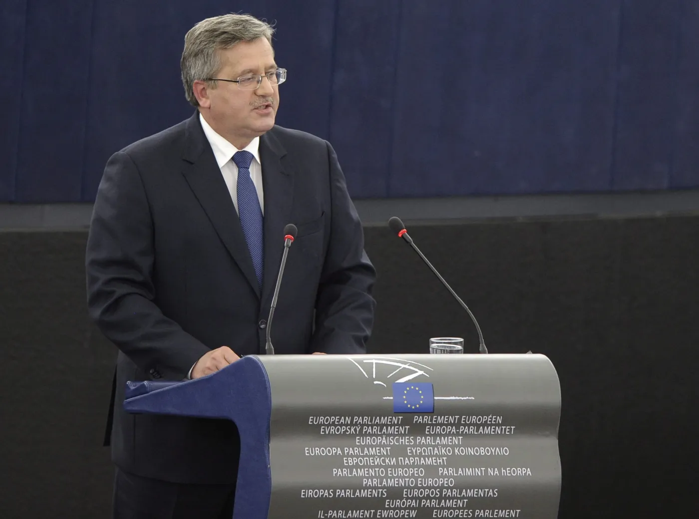 2484665-bronislaw-komorowski-przemawia.jpg